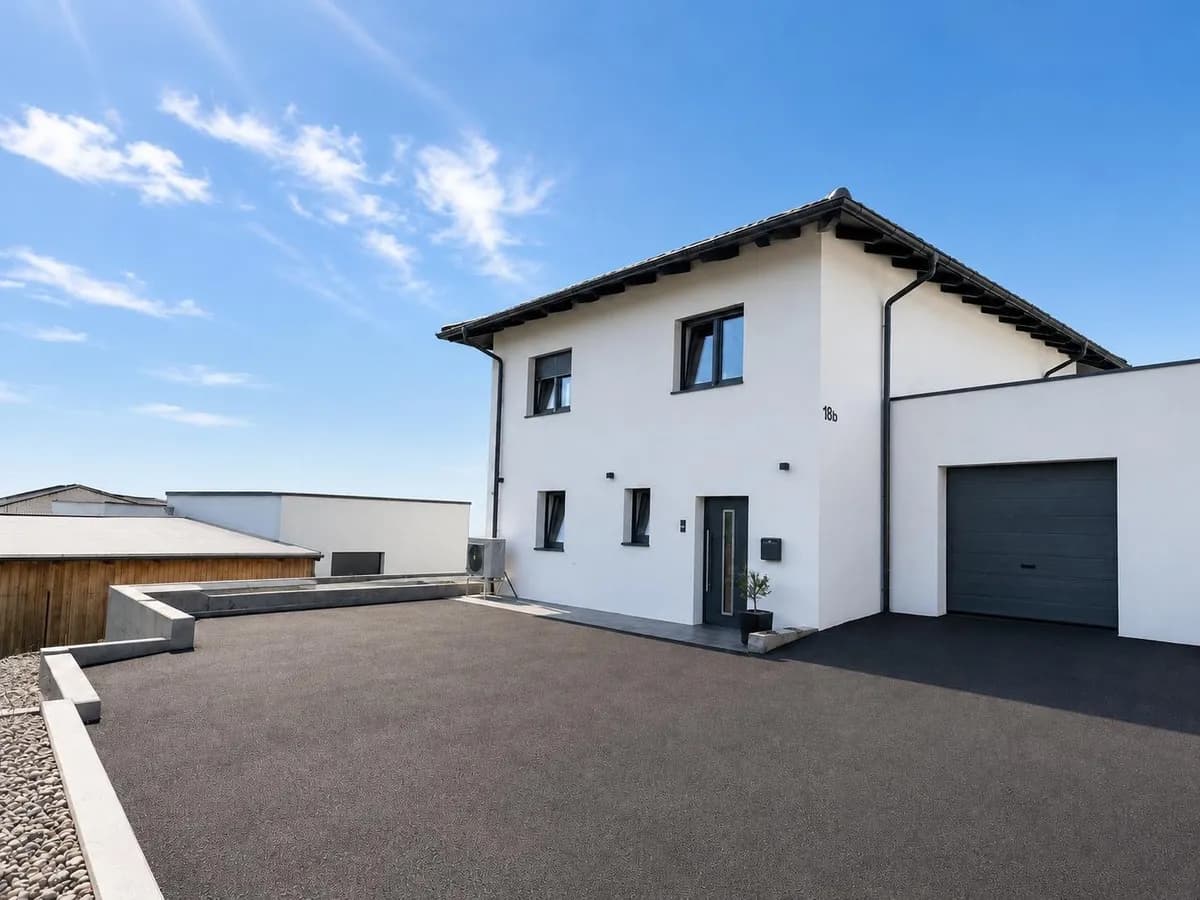 5-Zimmer-Haus kaufen in Braunau am Inn – 145,9 m², € 489.000 – Bild 1 von 7