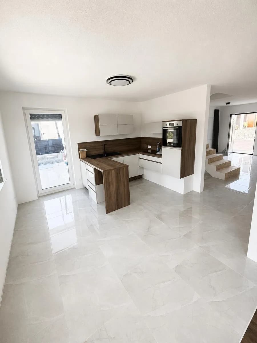 5-Zimmer-Haus kaufen in Braunau am Inn – 145,9 m², € 489.000 – Bild 2 von 7