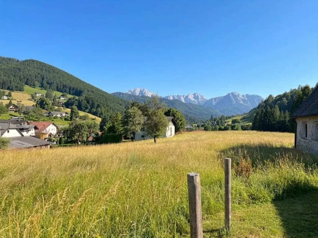 Grundstück kaufen in Gmunden – 3 187 m² – Bild 1 von 3