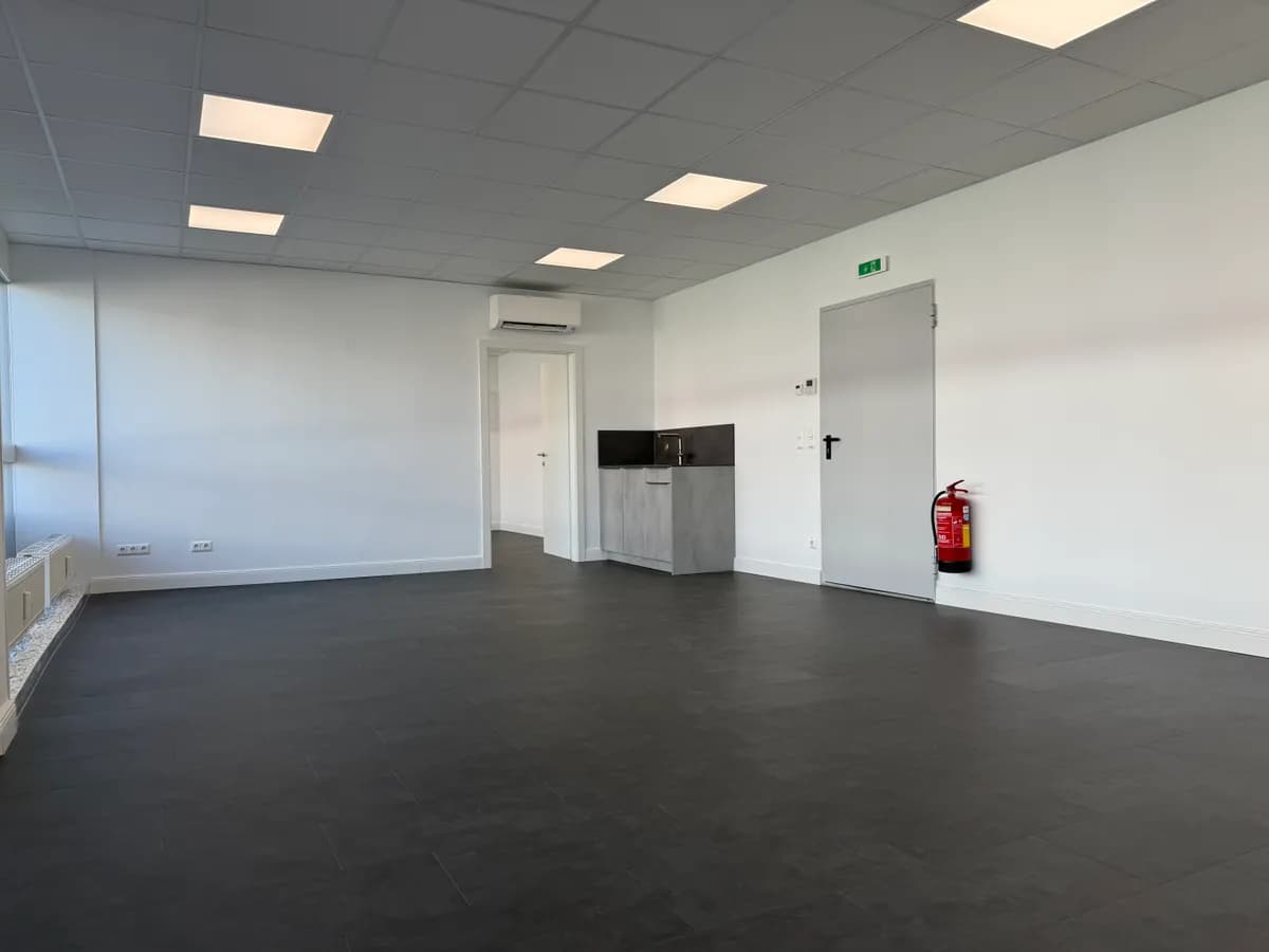 2-Zimmer-Gewerbeimmobilie mieten in Villach – 75 m², € 1.181 – Bild 1 von 17