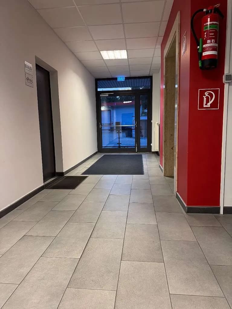 2-Zimmer-Gewerbeimmobilie mieten in Villach – 75 m², € 1.181 – Bild 17 von 17