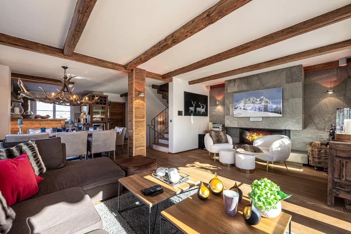 Haus mieten in Kitzbühel – 155 m², € 5.000 – Bild 1 von 6
