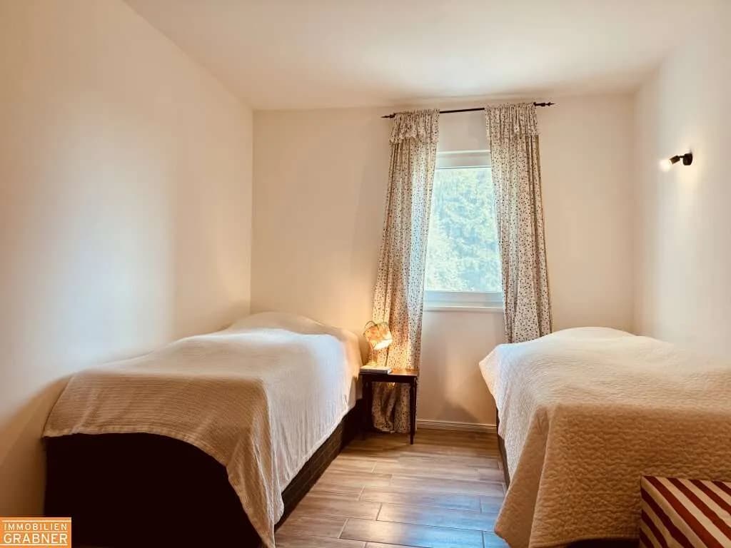 9-Zimmer-Immobilie kaufen in Gmunden – 165 m², € 1.270.000 – Bild 23 von 28