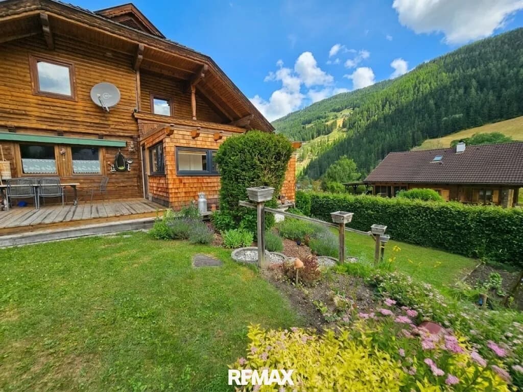 7-Zimmer-Haus kaufen in Feldkirchen – 242 m², € 399.000 – Bild 3 von 24