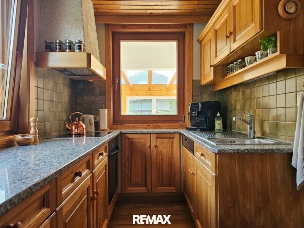 7-Zimmer-Haus kaufen in Feldkirchen – 242 m², € 399.000 – Bild 10 von 24