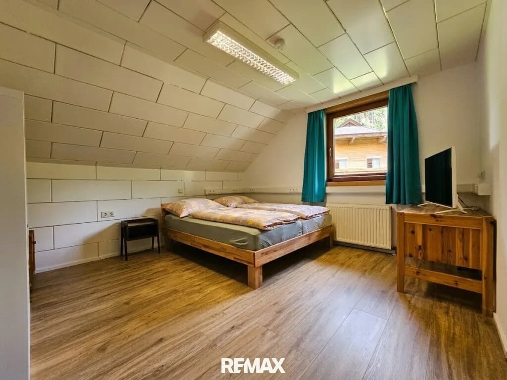 7-Zimmer-Haus kaufen in Feldkirchen – 242 m², € 399.000 – Bild 16 von 24