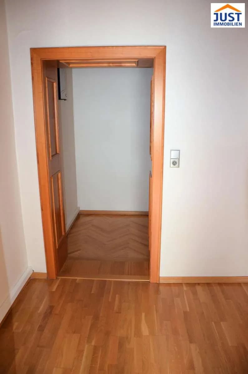 Gewerbeimmobilie mieten in Linz – 155 m², € 1.120 – Bild 12 von 17