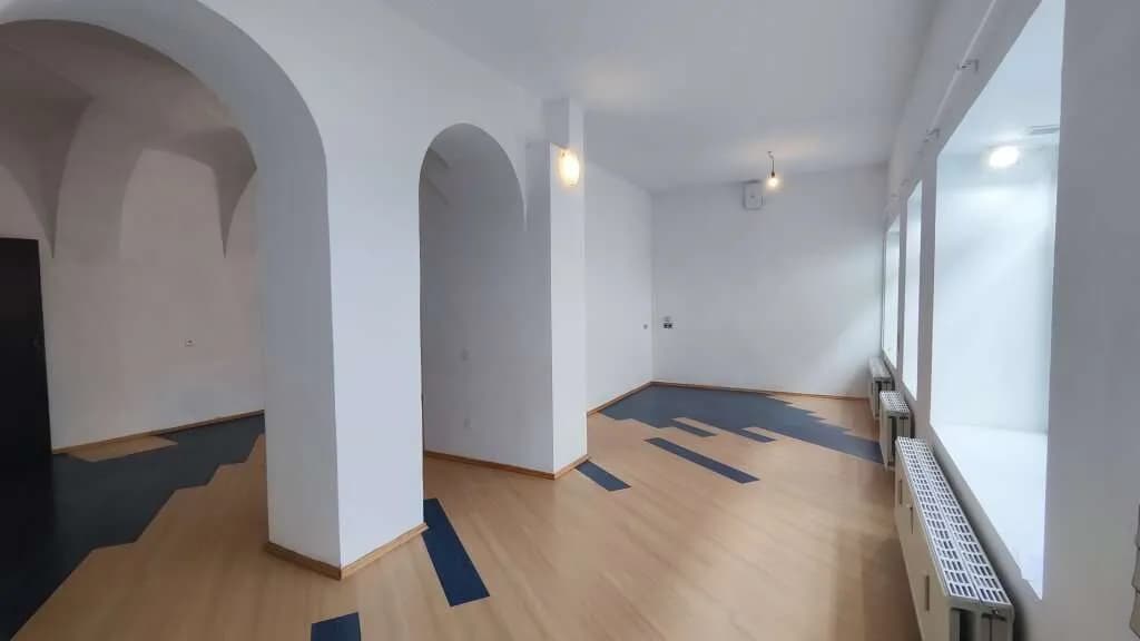 Gewerbeimmobilie mieten in Neunkirchen – 53 m², € 589 – Bild 4 von 8