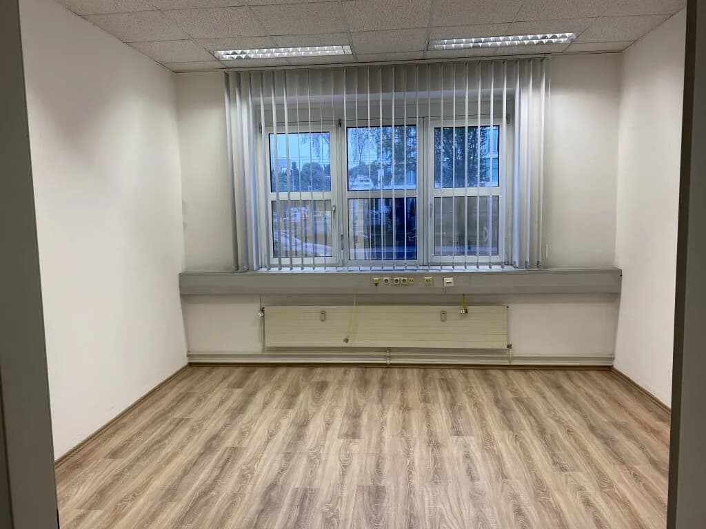 2-Zimmer-Gewerbeimmobilie mieten in Linz – 58 m², € 835 – Bild 3 von 9