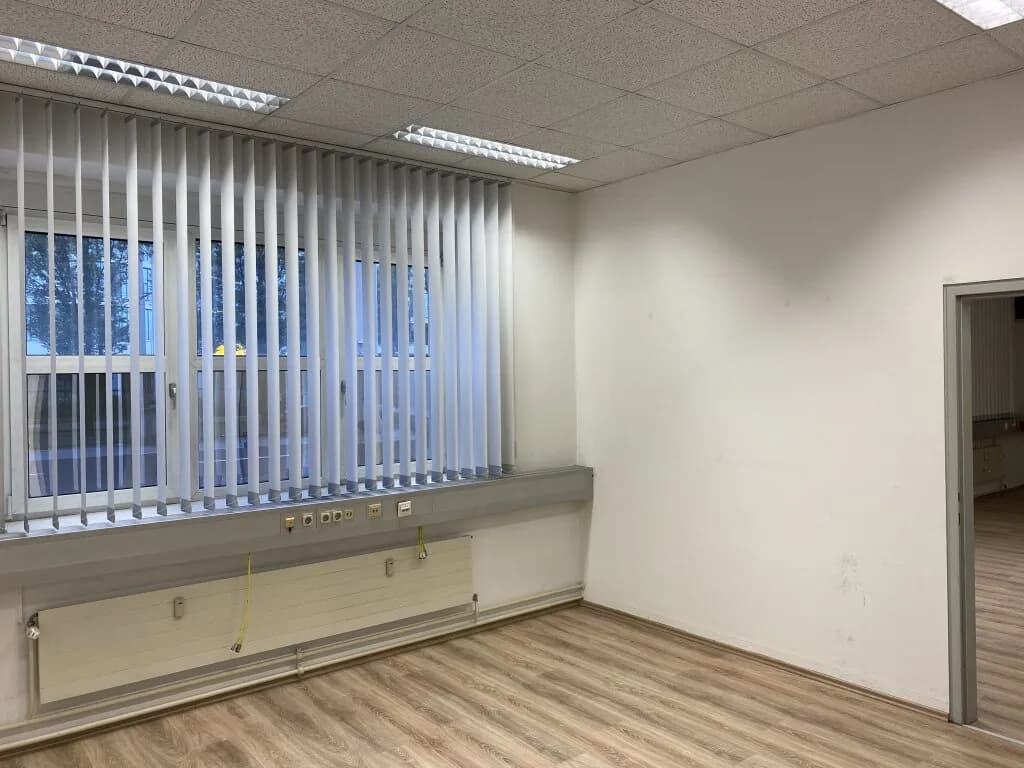 2-Zimmer-Gewerbeimmobilie mieten in Linz – 58 m², € 835 – Bild 4 von 9