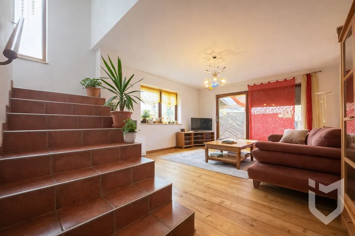 8-Zimmer-Gewerbeimmobilie kaufen in Linz Land – 256 m², € 635.000 – Bild 9 von 14