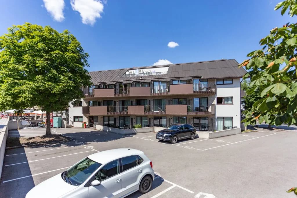 25-Zimmer-Gewerbeimmobilie mieten in Salzburg-Umgebung – 877 m² – Bild 10 von 15
