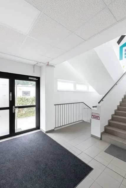 4-Zimmer-Gewerbeimmobilie mieten in Tulln – 192 m², € 2.283 – Bild 13 von 21
