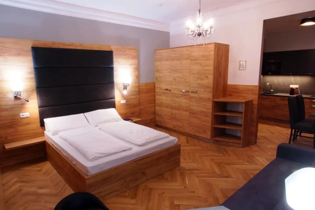14-Zimmer-Gewerbeimmobilie kaufen in Melk – 348 m², € 1.385.000 – Bild 2 von 38