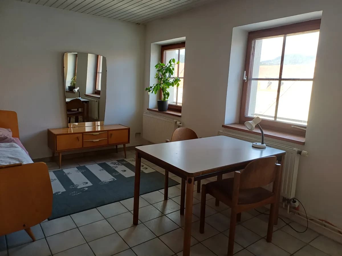 1-Zimmer-Wohnung mieten in Weiz – 45 m², € 480 – Bild 1 von 2