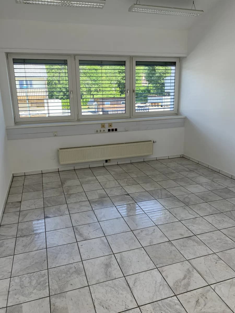 Gewerbeimmobilie mieten in Deutschlandsberg – 353 m², € 9 – Bild 3 von 24