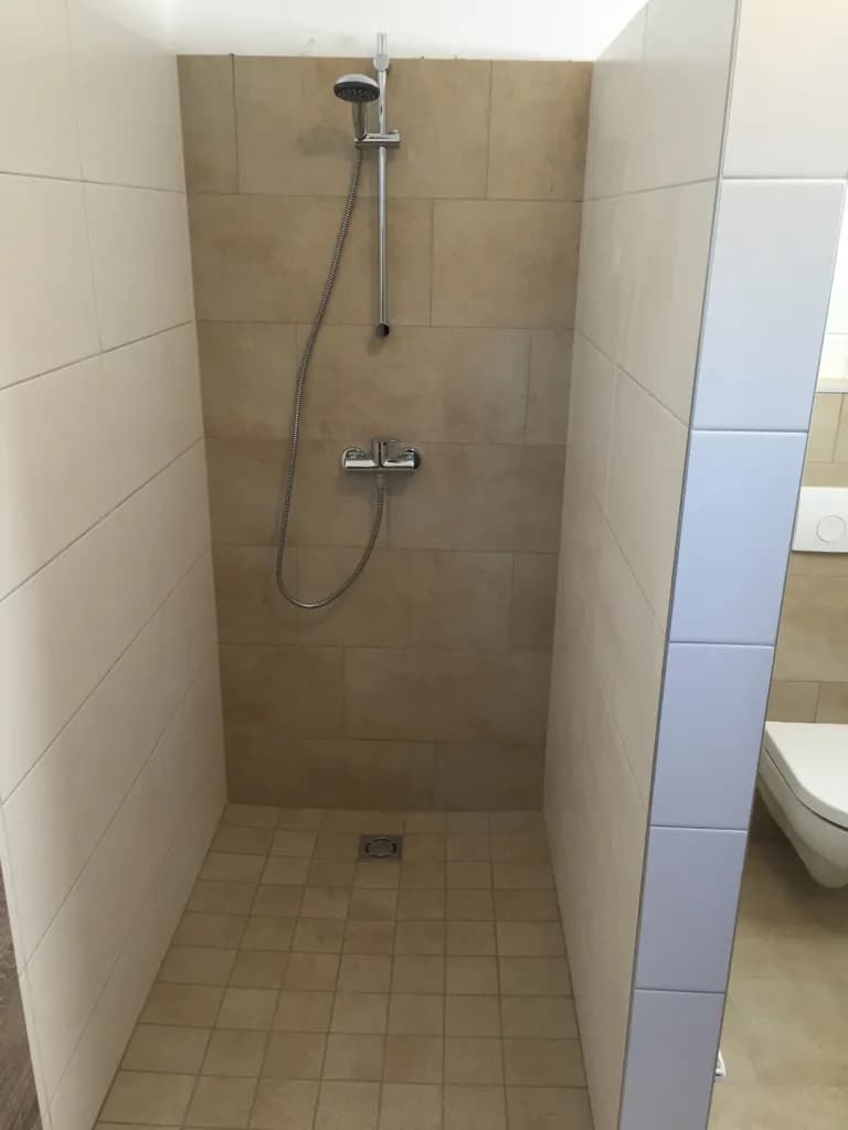 2-Zimmer-Wohnung mieten in Amstetten – 41 m², € 470 – Bild 2 von 9