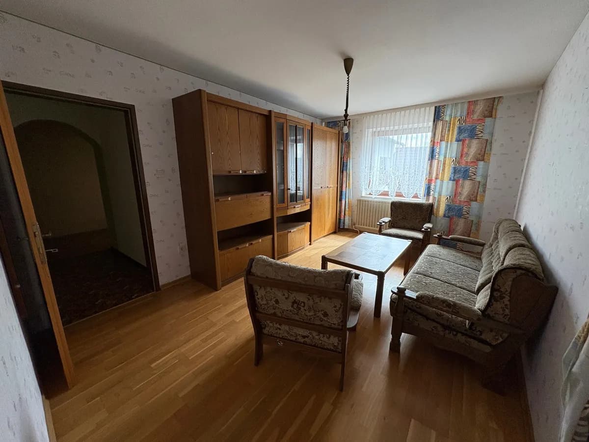 12-Zimmer-Gewerbeimmobilie mieten in Mistelbach – 300 m², € 1.350 – Bild 7 von 10