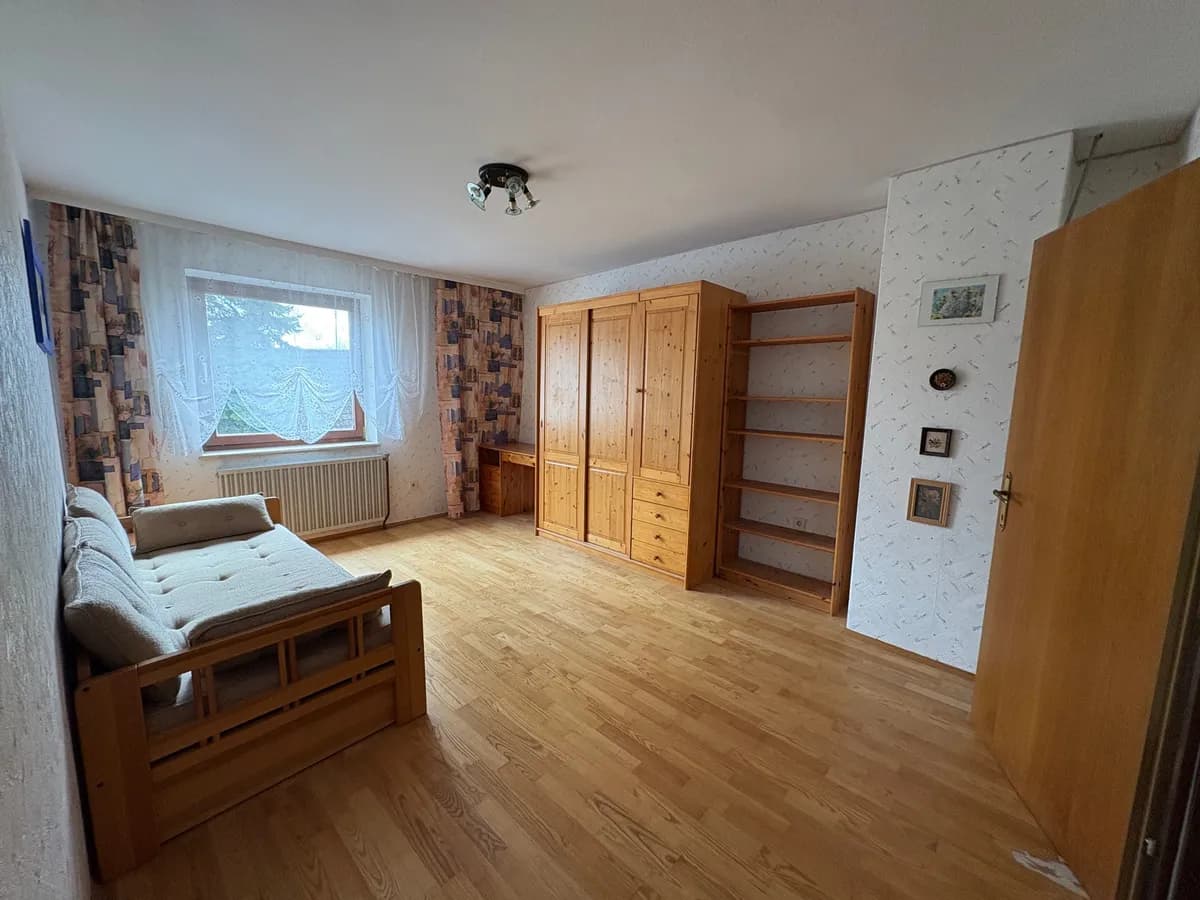 12-Zimmer-Gewerbeimmobilie mieten in Mistelbach – 300 m², € 1.350 – Bild 8 von 10