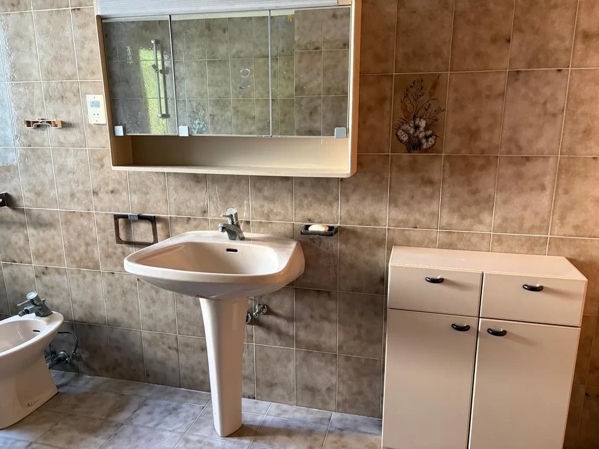 12-Zimmer-Gewerbeimmobilie mieten in Mistelbach – 300 m², € 1.350 – Bild 9 von 10