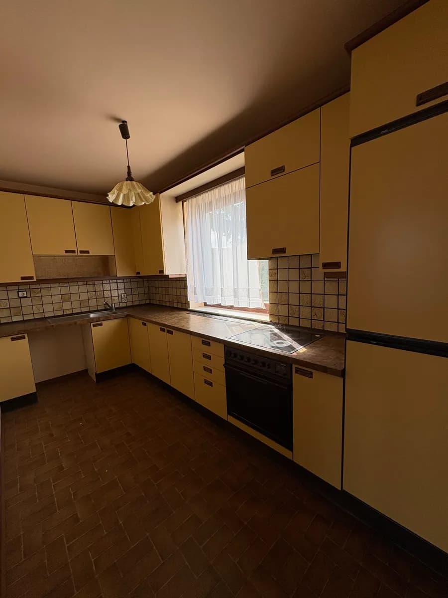 12-Zimmer-Gewerbeimmobilie mieten in Mistelbach – 300 m², € 1.350 – Bild 10 von 10