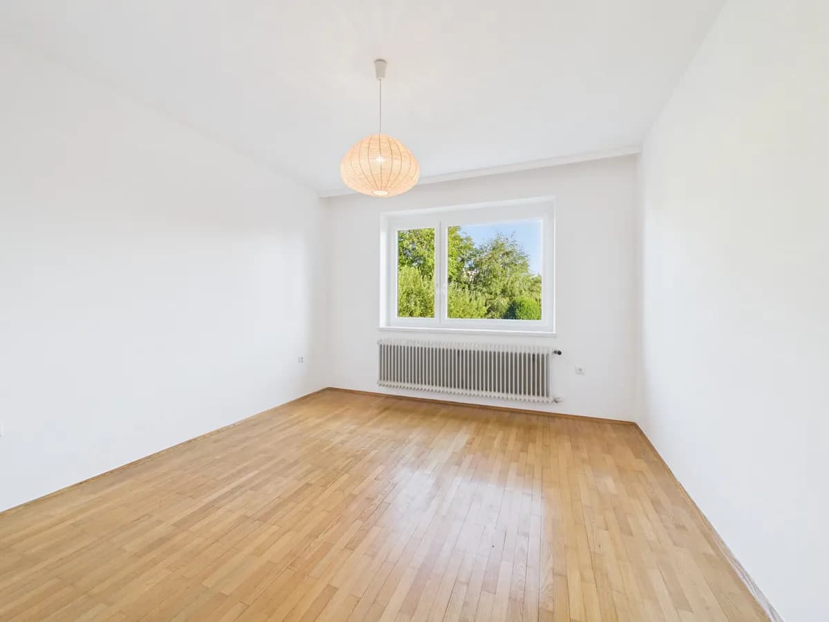 8-Zimmer-Haus mieten in Linz Land – 230 m², € 1.490 – Bild 3 von 26