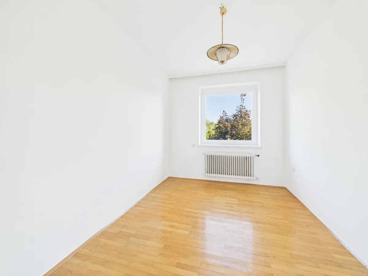 8-Zimmer-Haus mieten in Linz Land – 230 m², € 1.490 – Bild 9 von 26