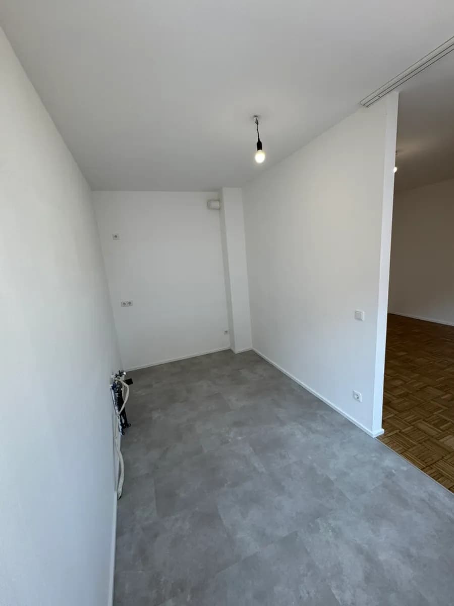 2-Zimmer-Wohnung mieten in Linz – 32 m², € 496 – Bild 5 von 9