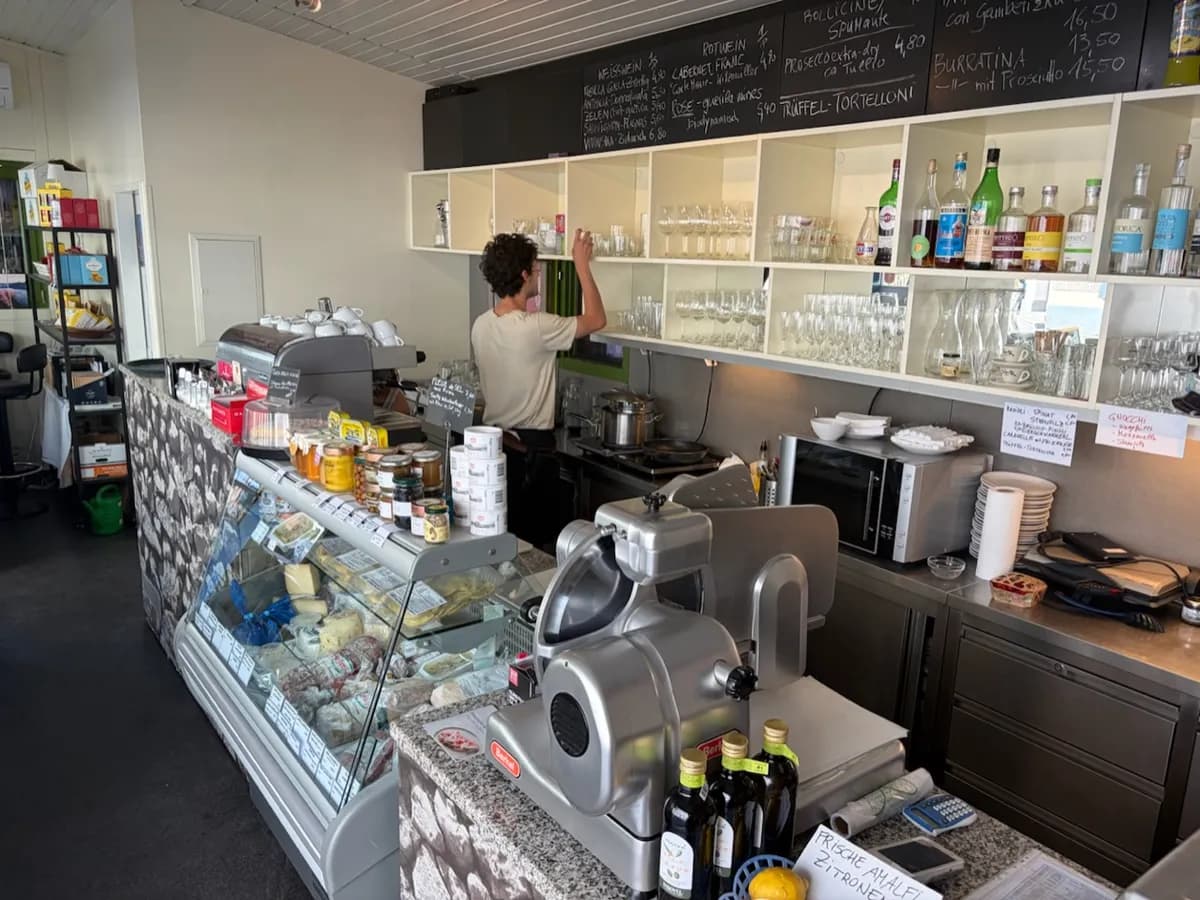 2-Zimmer-Gewerbeimmobilie kaufen in Wien – 54 m², € 200.000 – Bild 2 von 8