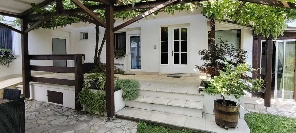 8-Zimmer-Gewerbeimmobilie kaufen in Neusiedl am See – 239 m², € 590.000 – Bild 6 von 34