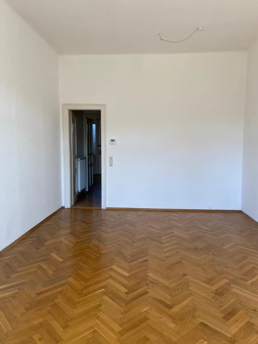 2-Zimmer-Wohnung mieten in Linz – 56 m², € 850 – Bild 2 von 14