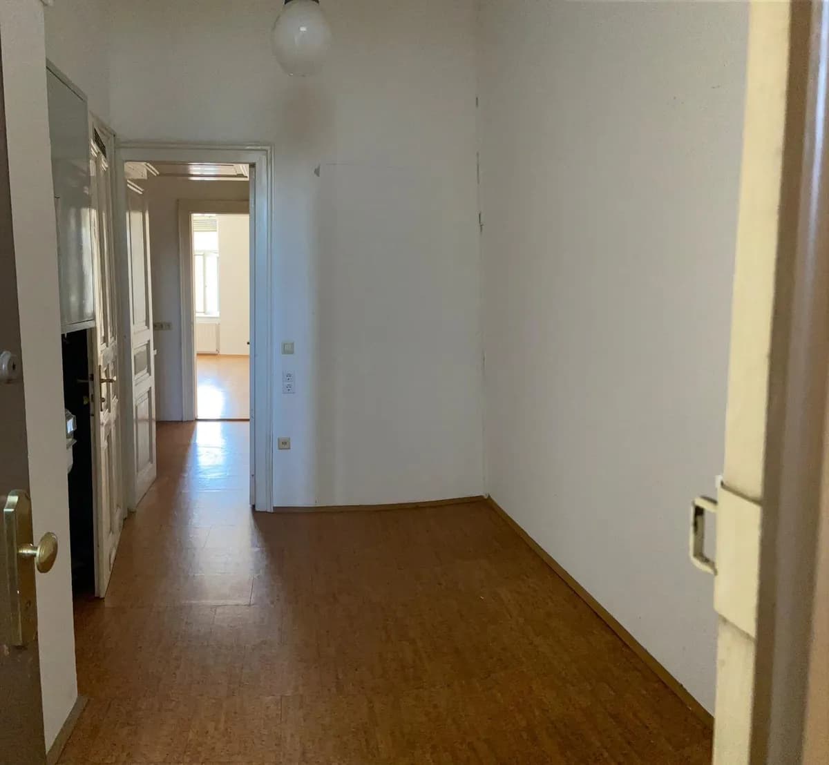 2-Zimmer-Wohnung mieten in Linz – 56 m², € 850 – Bild 6 von 14