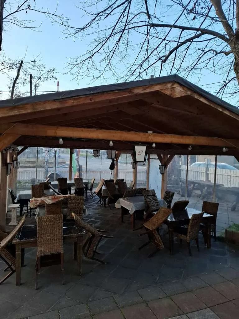 6-Zimmer-Gewerbeimmobilie mieten in Wien – 450 m², € 2.000 – Bild 8 von 11