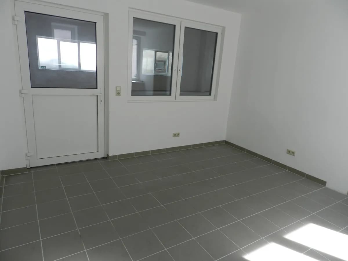 Gewerbeimmobilie kaufen in Baden – 3 780 m², € 3.750.000 – Bild 10 von 19