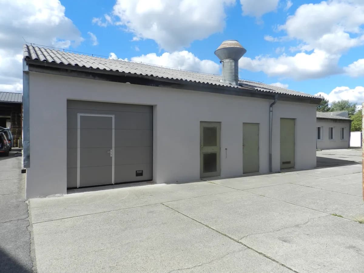 Gewerbeimmobilie kaufen in Baden – 3 780 m², € 3.750.000 – Bild 17 von 19