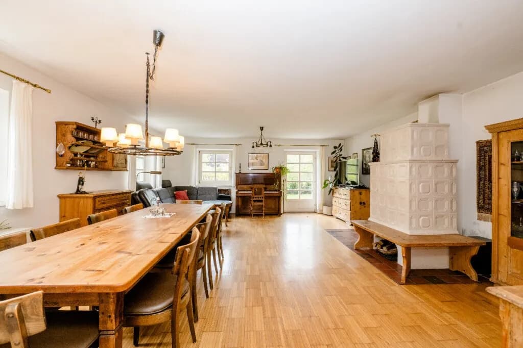 Haus kaufen in Vöcklabruck – 177 m², € 1.400.000 – Bild 2 von 40