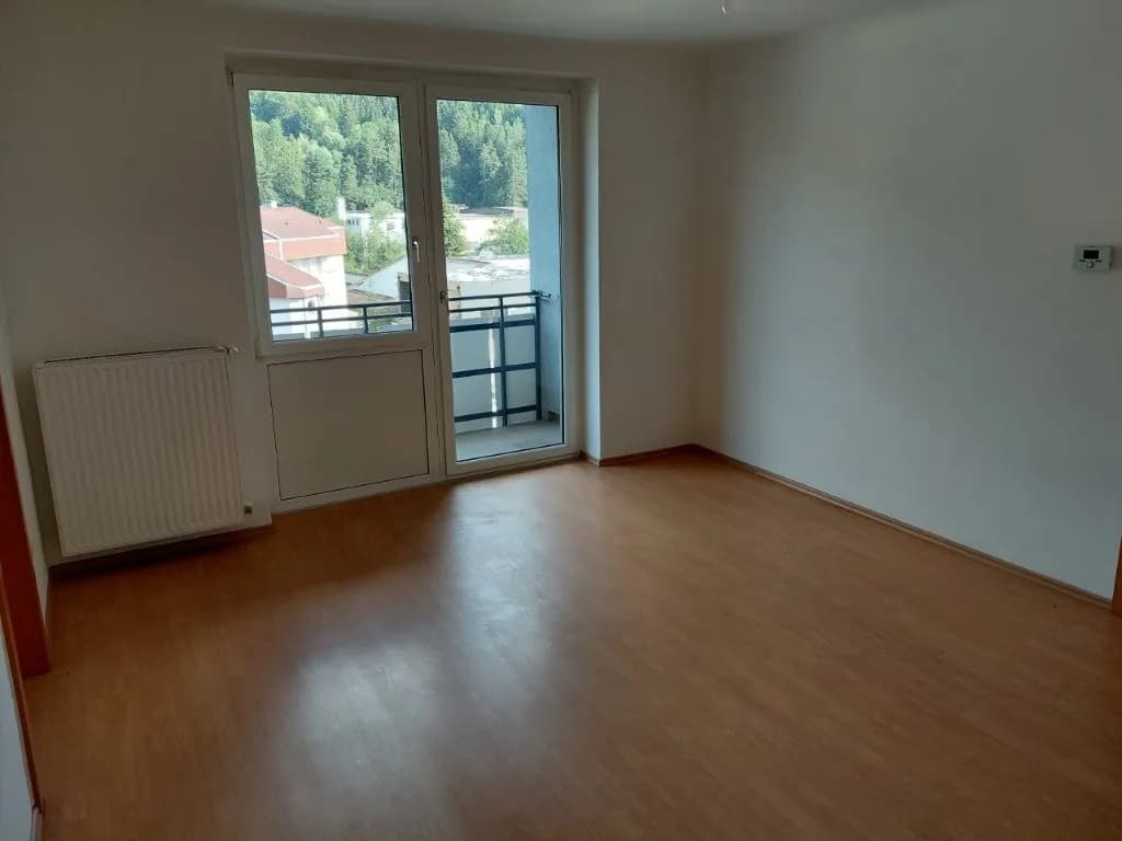 Wohnung mieten in Bruck-Mürzzuschlag – 71,5 m², € 540 – Bild 3 von 5
