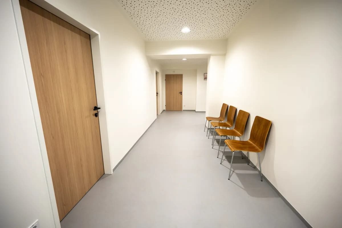 3-Zimmer-Gewerbeimmobilie mieten in Amstetten – 39 m², € 12 – Bild 4 von 24