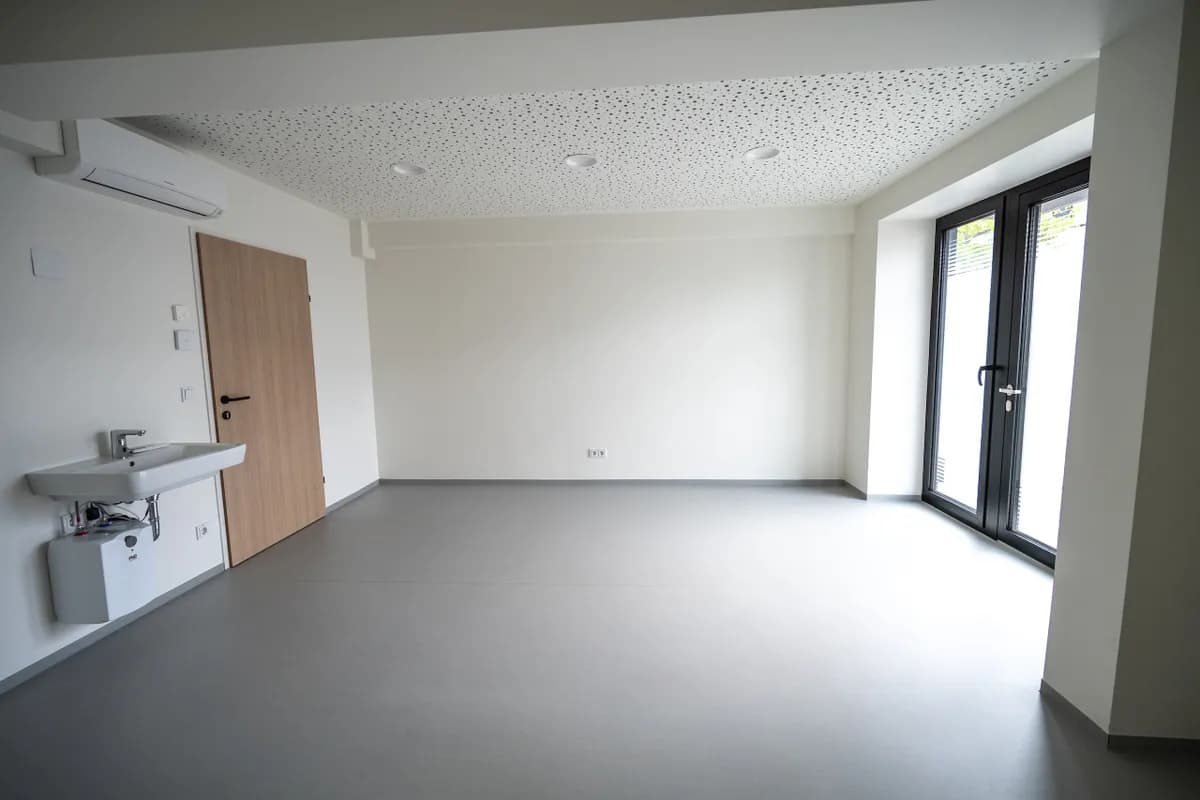 3-Zimmer-Gewerbeimmobilie mieten in Amstetten – 39 m², € 12 – Bild 16 von 24