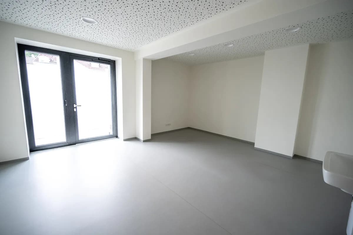 3-Zimmer-Gewerbeimmobilie mieten in Amstetten – 39 m², € 12 – Bild 18 von 24