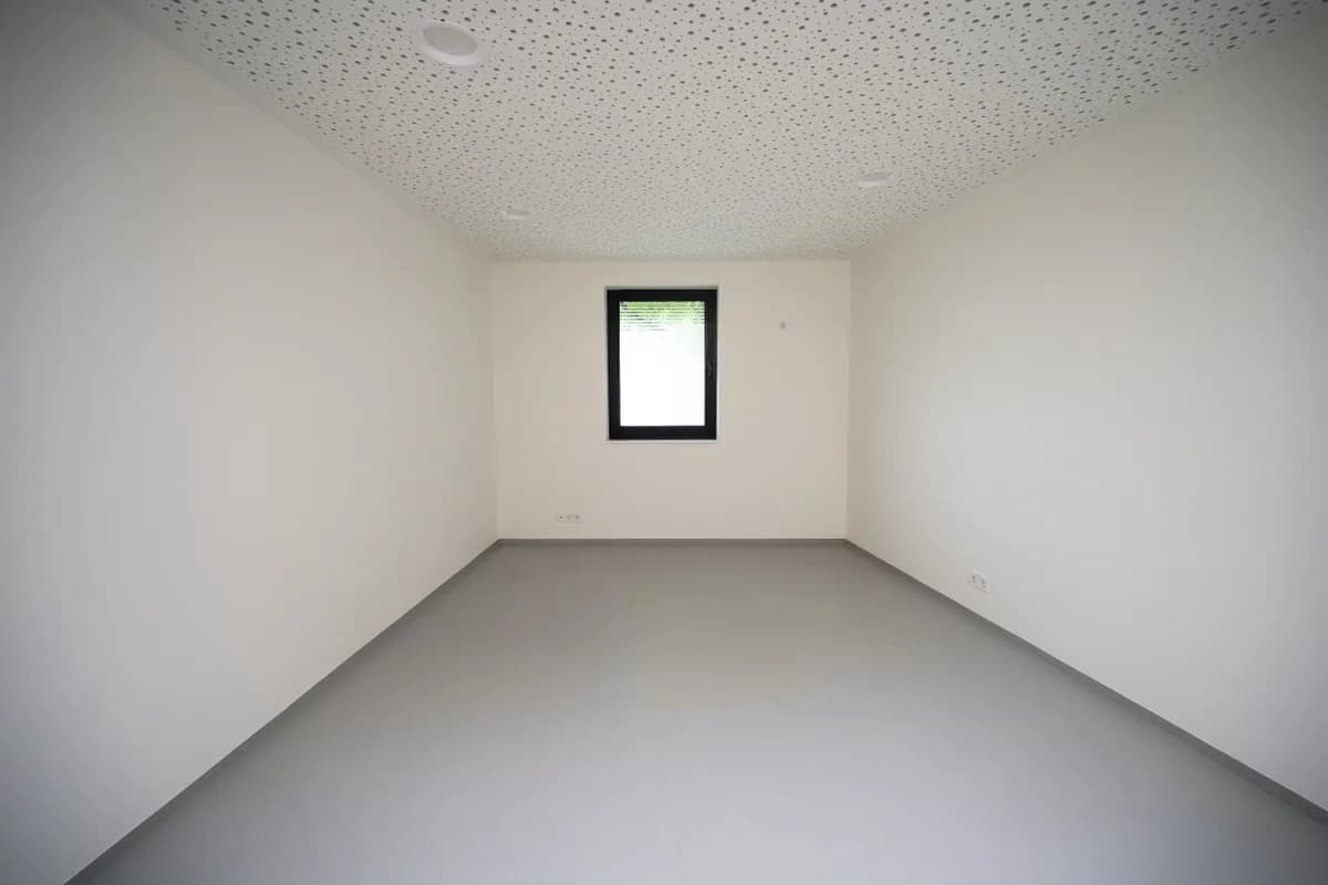 3-Zimmer-Gewerbeimmobilie mieten in Amstetten – 39 m², € 12 – Bild 19 von 24