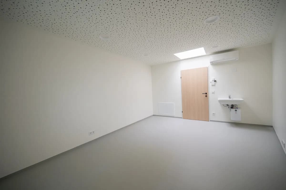 3-Zimmer-Gewerbeimmobilie mieten in Amstetten – 39 m², € 12 – Bild 20 von 24