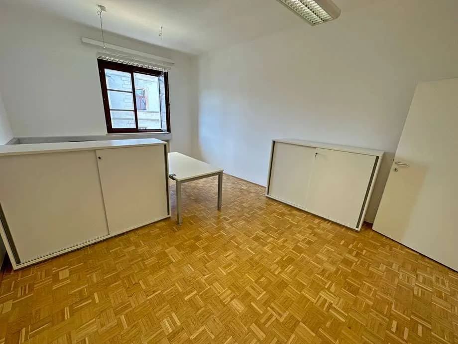 5-Zimmer-Gewerbeimmobilie mieten in Korneuburg – 158 m², € 1.975 – Bild 5 von 12