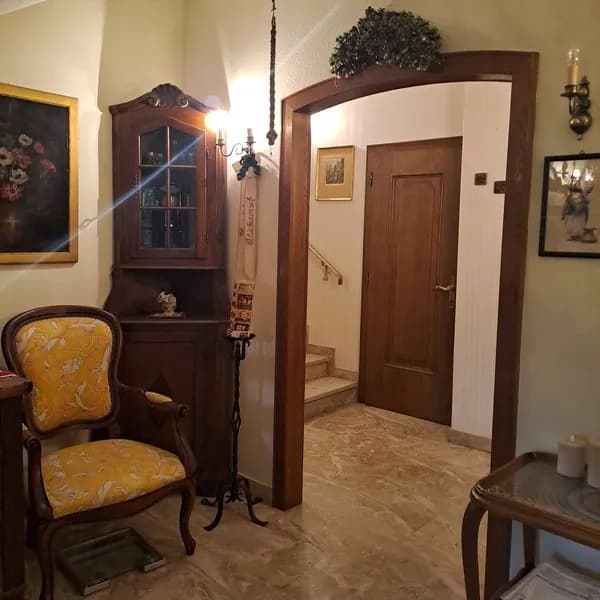 8-Zimmer-Immobilie kaufen in Wiener Neustadt – 250 m², € 745.000 – Bild 12 von 28