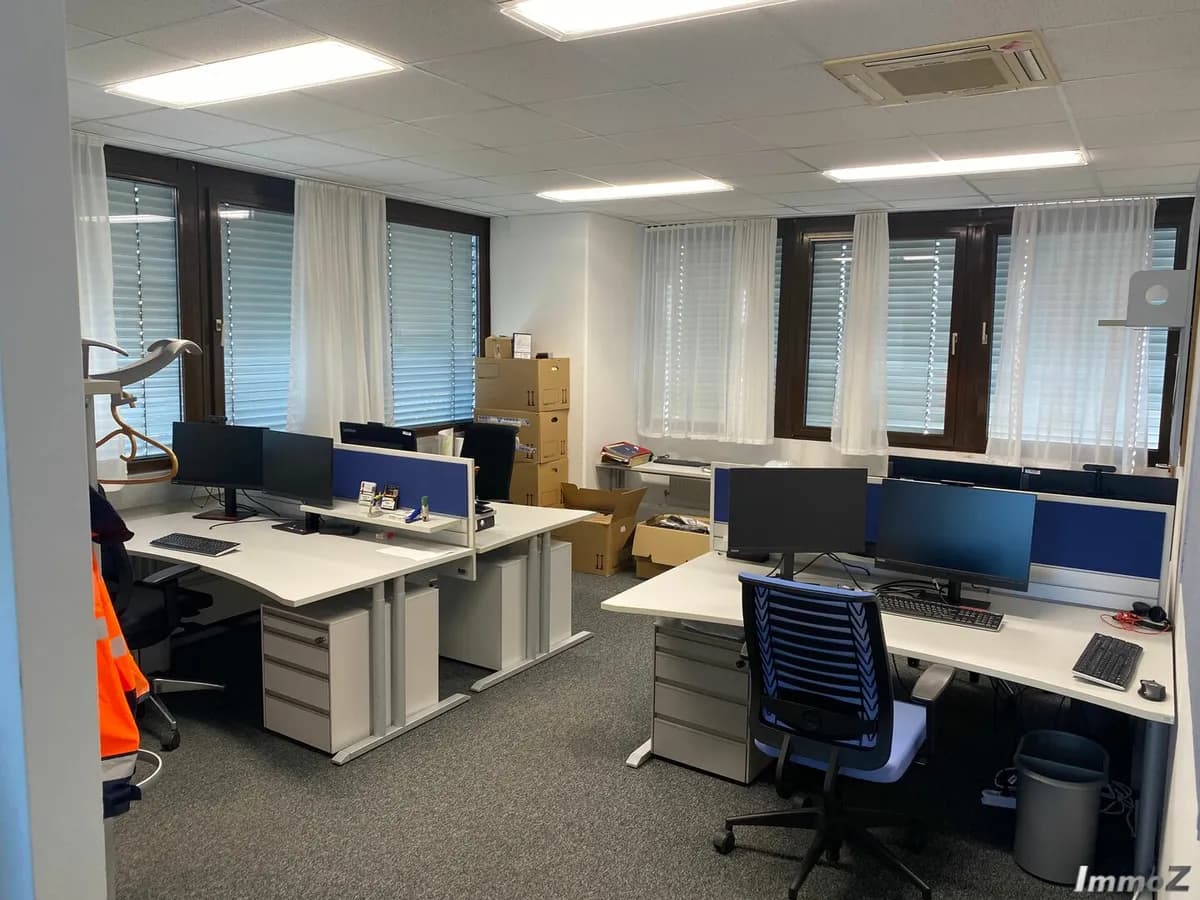 Gewerbeimmobilie mieten in Wien – 342 m², € 4.359
