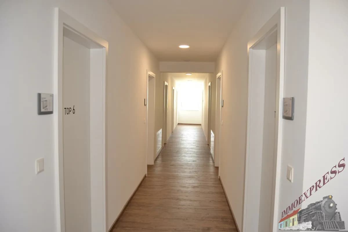 1-Zimmer-Gewerbeimmobilie mieten in Bruck an der Leitha – 22 m², € 213 – Bild 3 von 11
