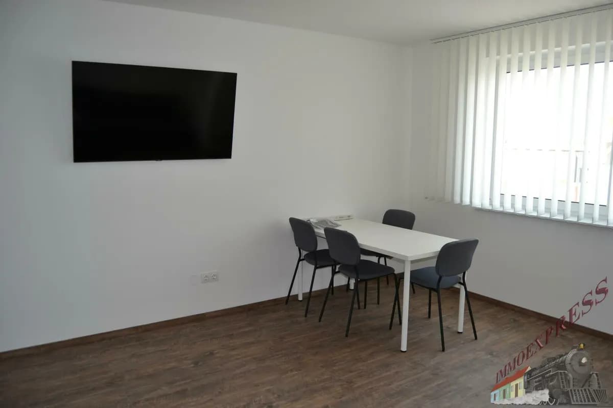 1-Zimmer-Gewerbeimmobilie mieten in Bruck an der Leitha – 25 m², € 246 – Bild 2 von 15