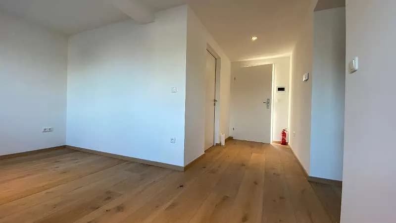 3-Zimmer-Wohnung mieten in Linz – 56 m², € 955 – Bild 5 von 14