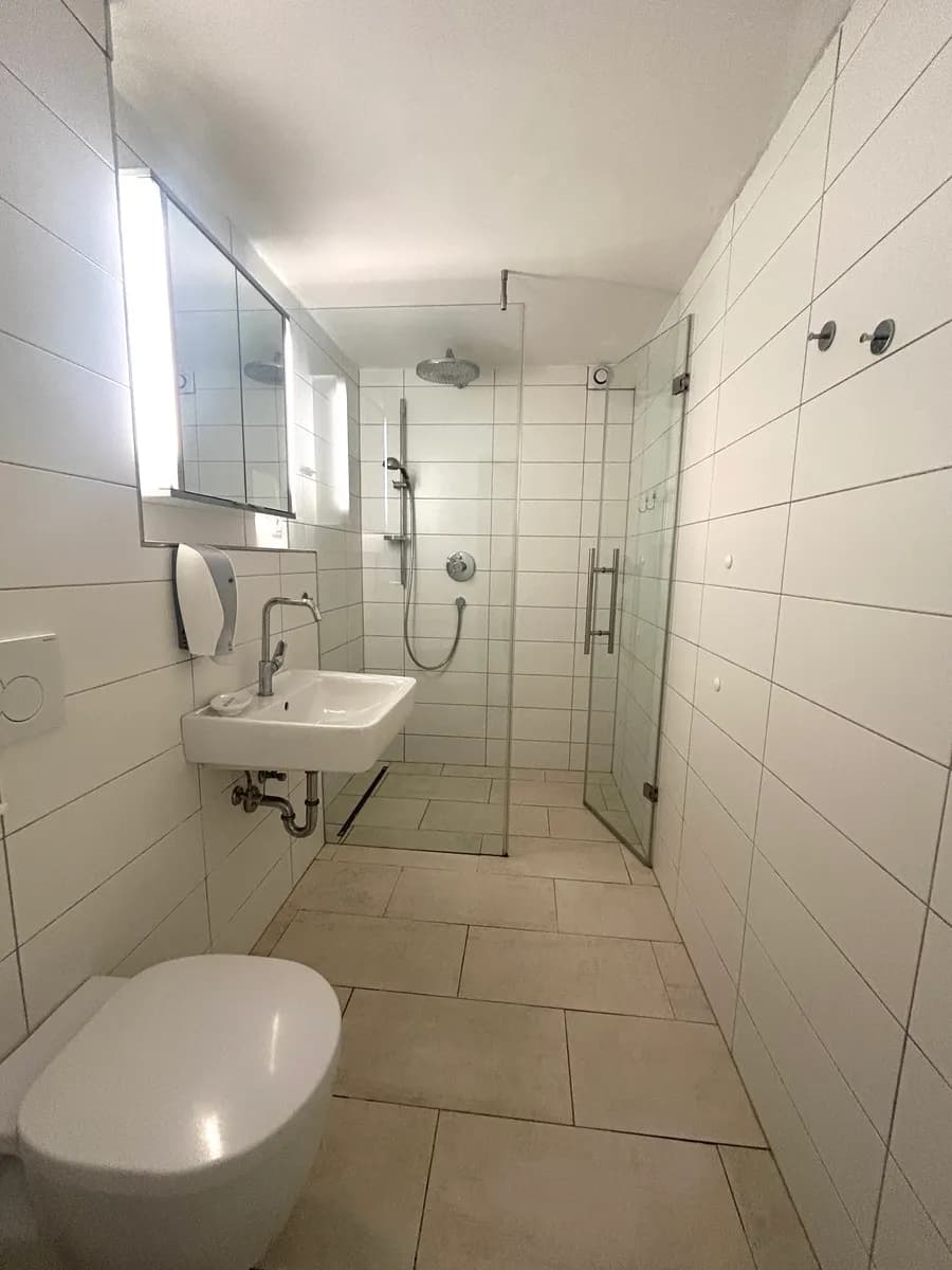 2-Zimmer-Wohnung mieten in Linz Land – 110 m², € 1.180 – Bild 3 von 4