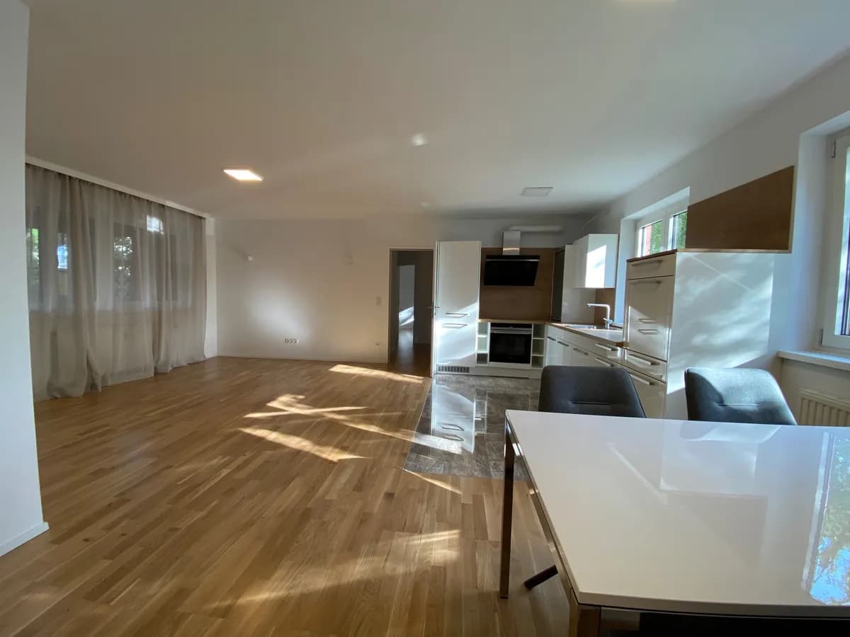 4-Zimmer-Wohnung mieten in Wien – 89 m², € 2.190 – Bild 2 von 15